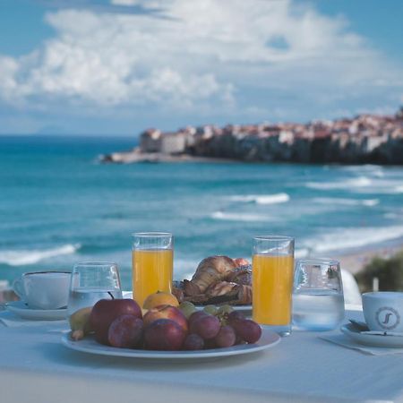 Sunset Hotel Чефалу Екстериор снимка